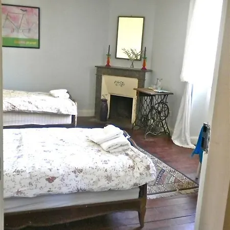 Rue De La Fontaine * Plaisance (Aveyron)