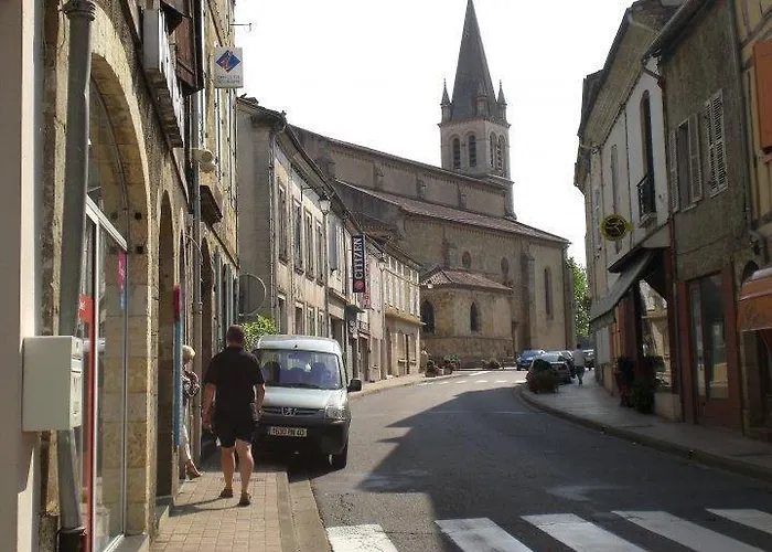 Rue De La Fontaine Отель типа 